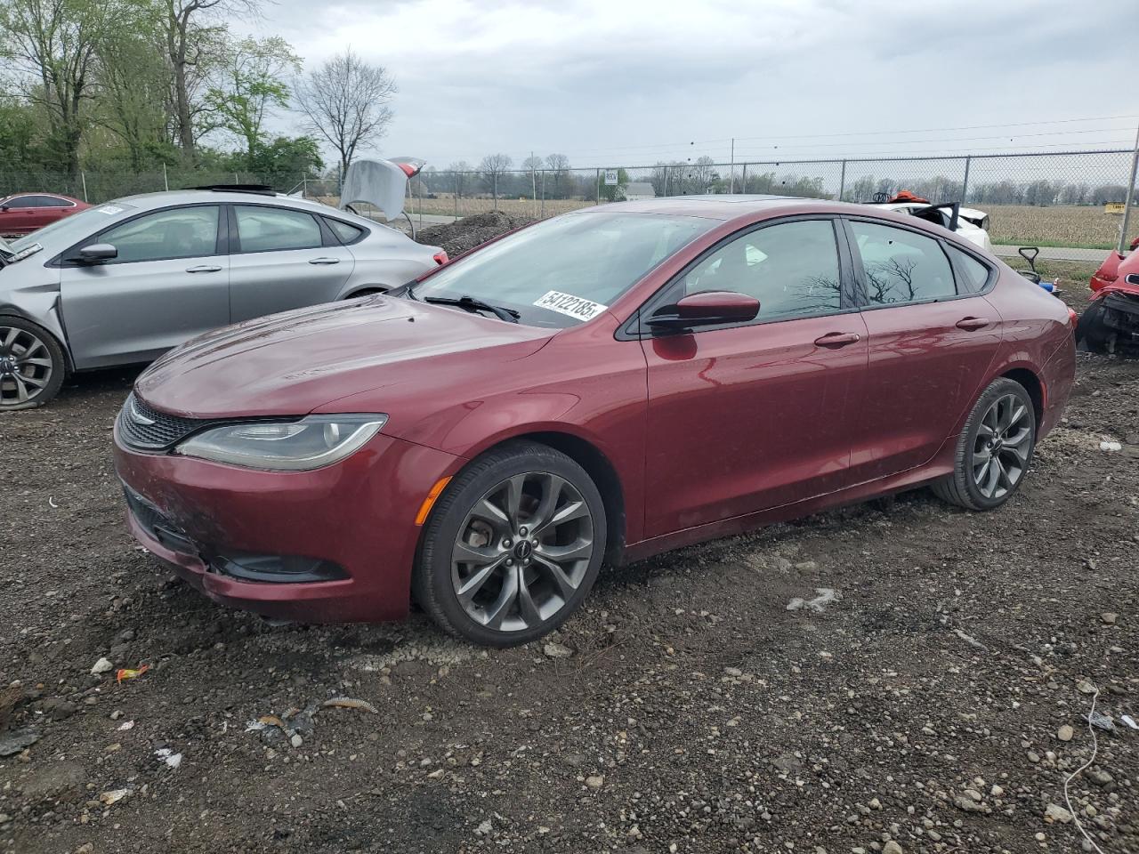 2015 Chrysler 200 S للبيع في Cicero، IN - Side