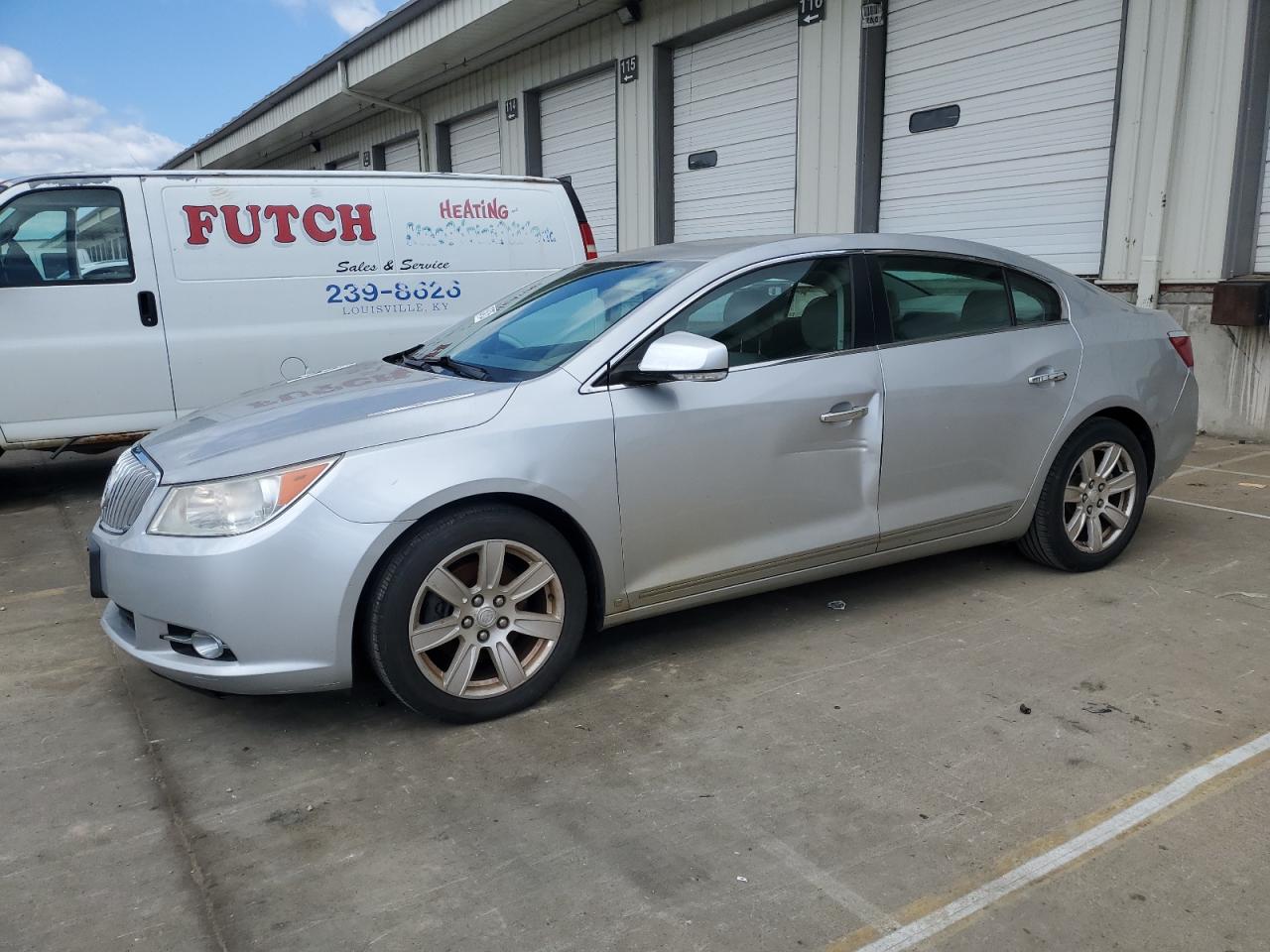 2010 Buick Lacrosse Cxl იყიდება Louisville-ში, KY - Side