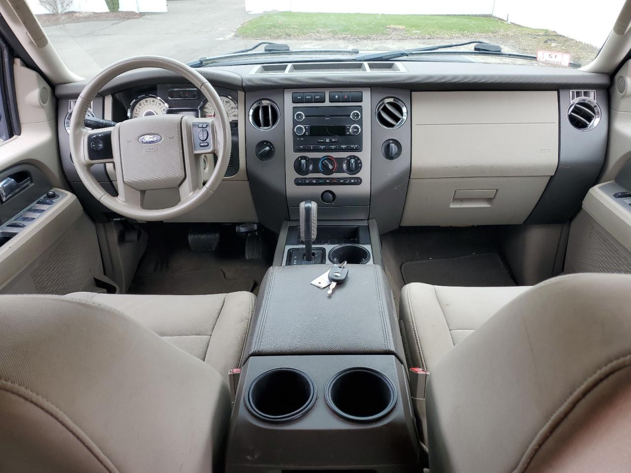 2011 Ford Expedition Xlt VIN: 1FMJU1J52BEF24101 Lot: 53097835