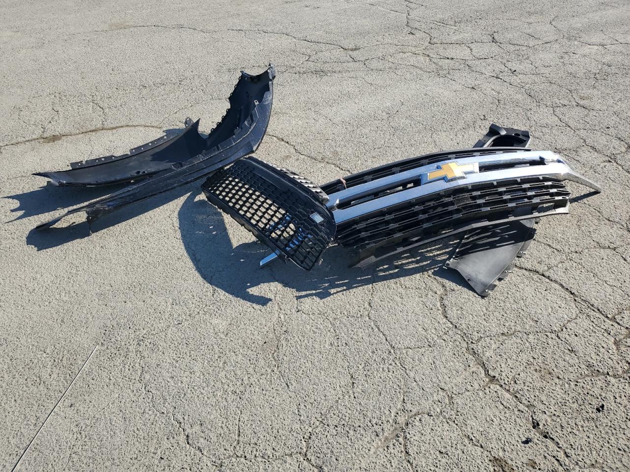 2022 Chevrolet Suburban K1500 Rst VIN: 1GNSKEKD0NR296633 Lot: 54446415