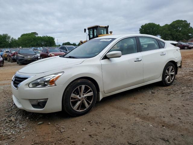 Sedans NISSAN ALTIMA 2015 Biały