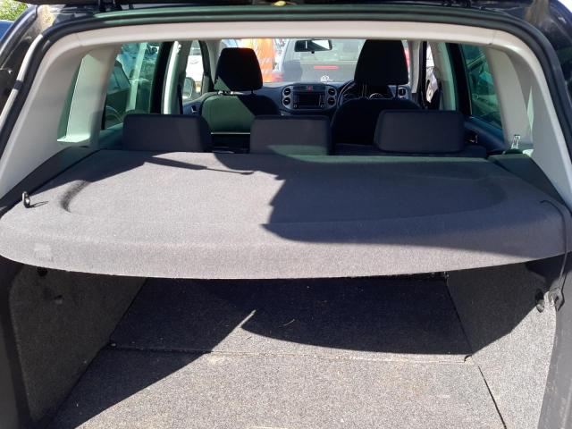 2011 VOLKSWAGEN TIGUAN MAT