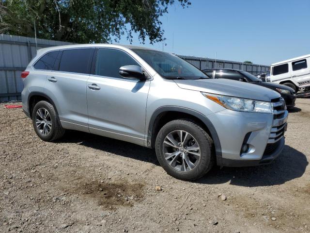 TOYOTA HIGHLANDER 2018 Сріблястий
