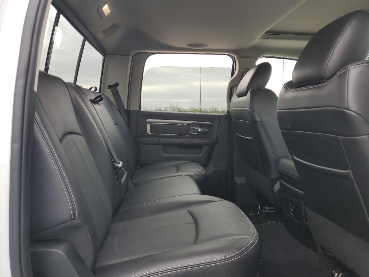 2018 RAM 3500 - Image 10
