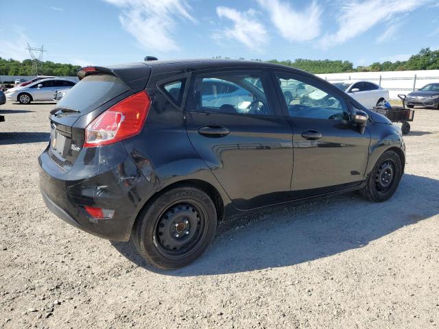 Хетчбеки FORD FIESTA 2015 Чорний