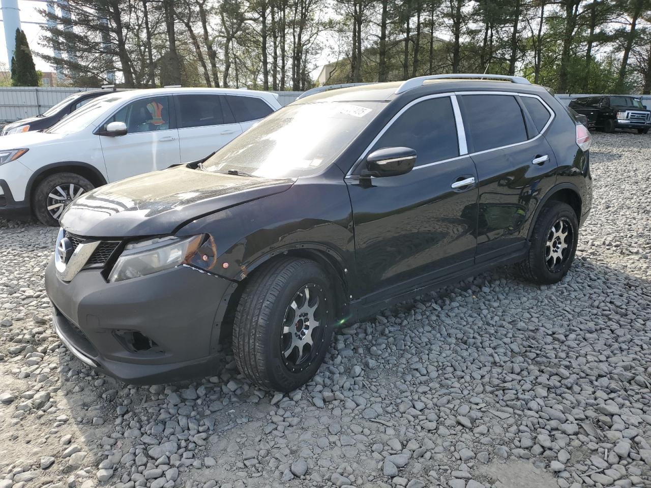 2015 Nissan Rogue S for Sale in Windsor, NJ - Front End