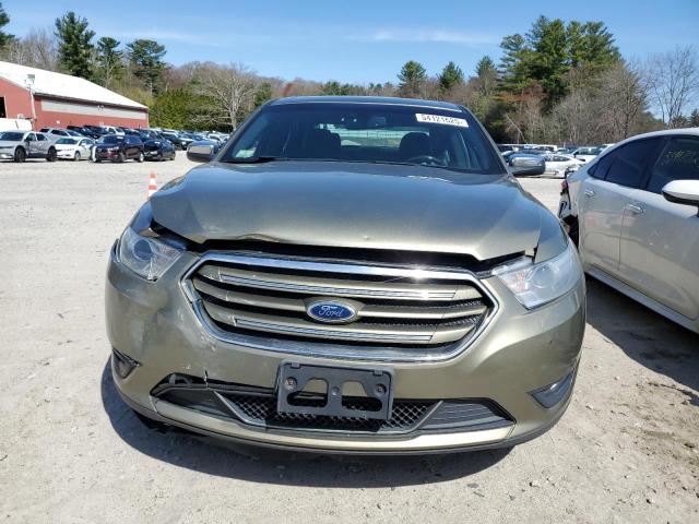 Седани FORD TAURUS 2013 Зелений