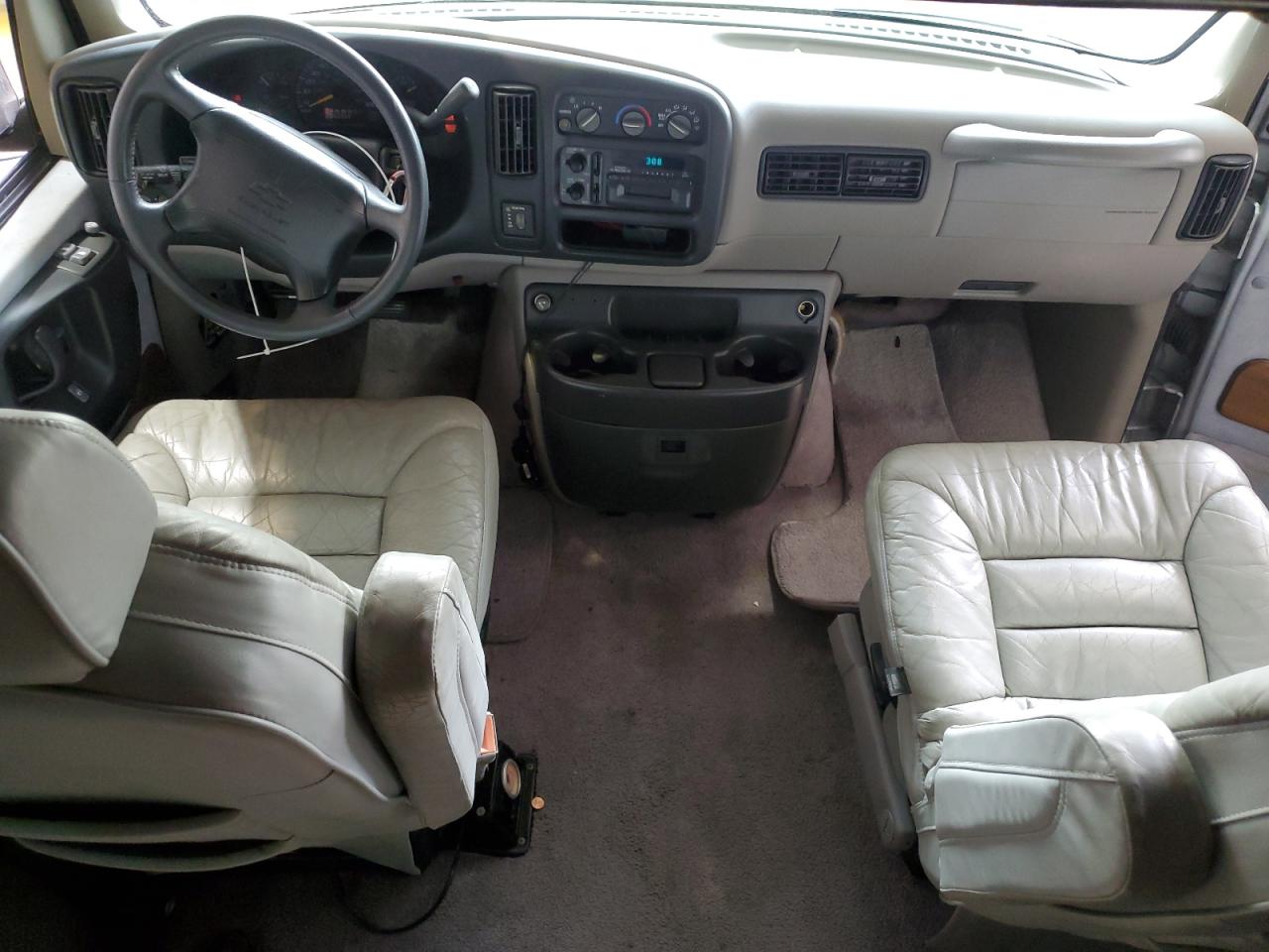 1996 Chevrolet G10 VIN: 1GBFG15R1T1023602 Lot: 54532445