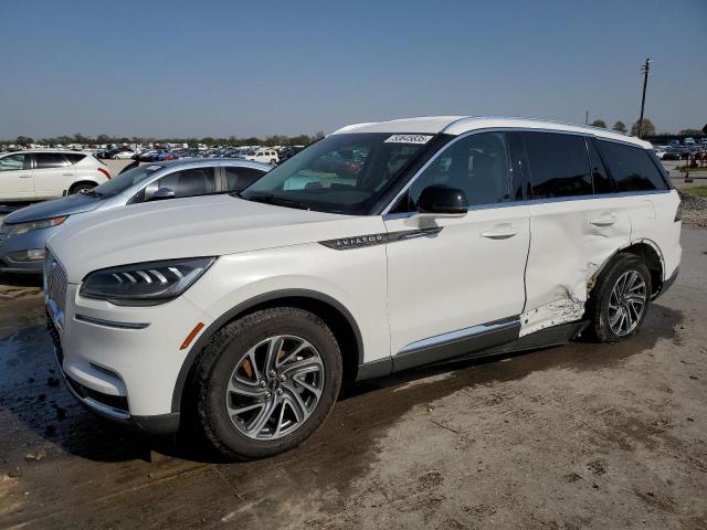 2022 Lincoln Aviator 