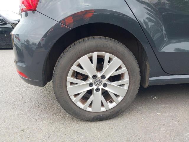 2015 VOLKSWAGEN POLO SE TS