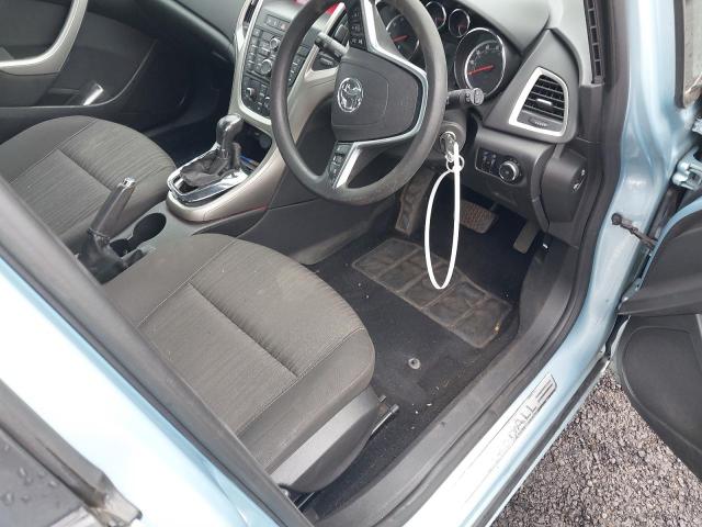 2010 VAUXHALL ASTRA EXCL