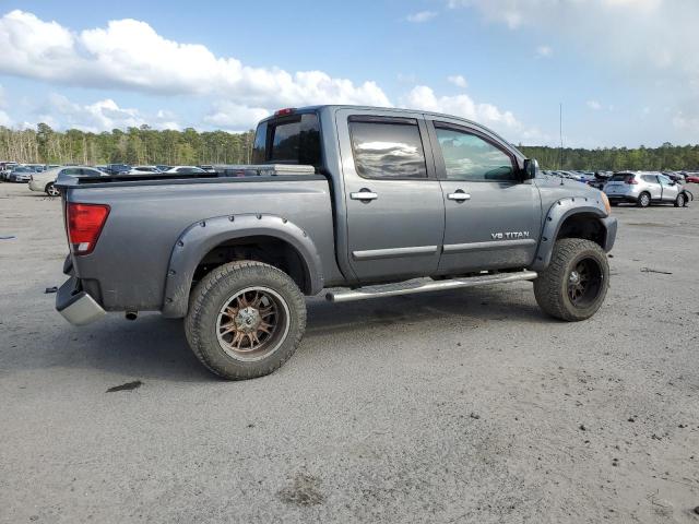  NISSAN TITAN 2015 Szary