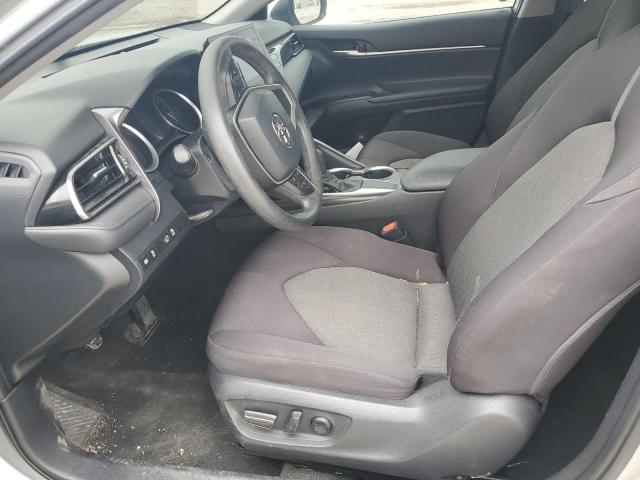  TOYOTA CAMRY 2021 Серебристый