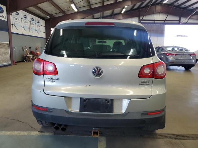 2011 VOLKSWAGEN TIGUAN S