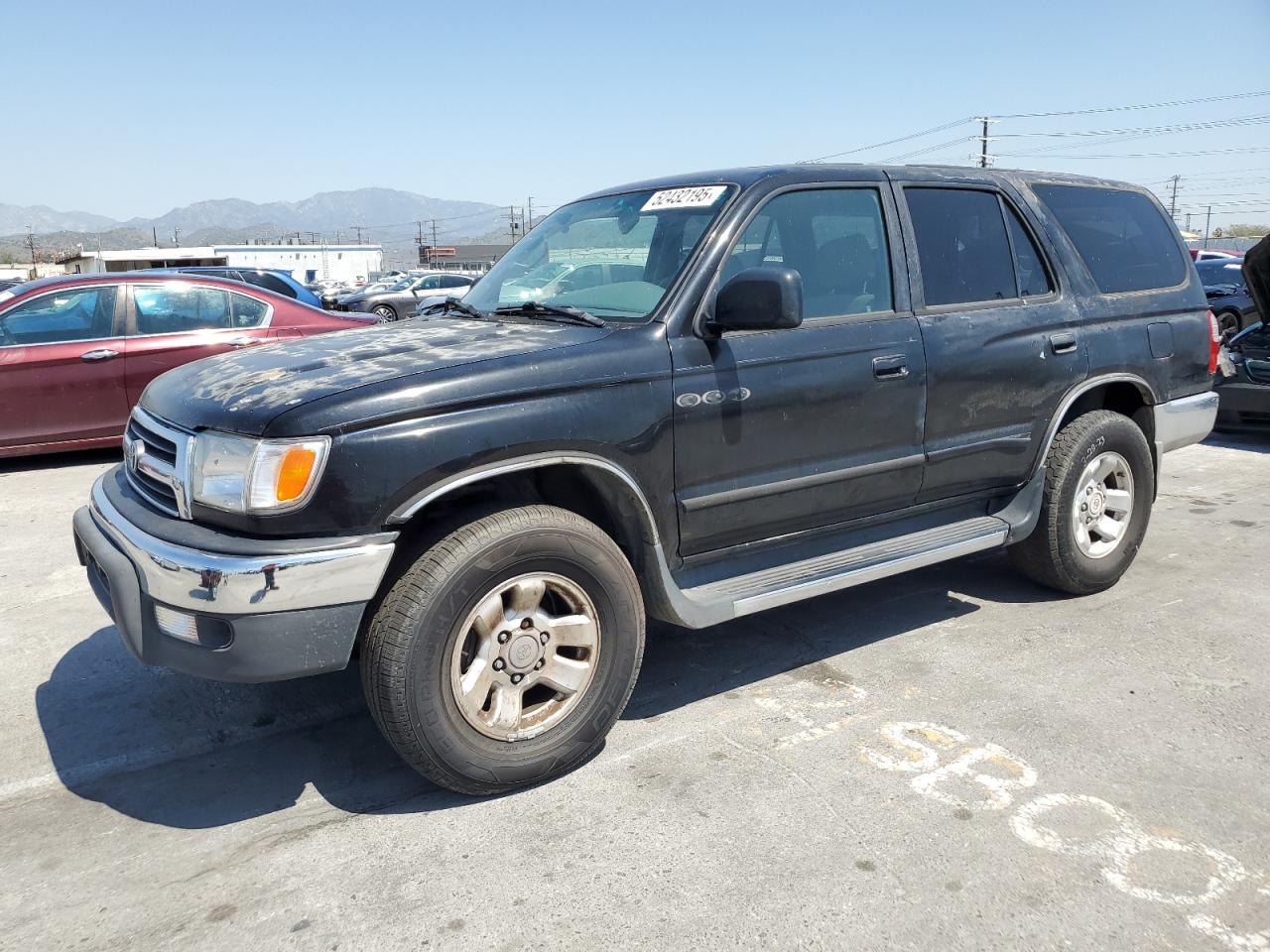 2000 Toyota 4Runner Sr5 للبيع في Sun Valley، CA - Minor Dent/Scratches