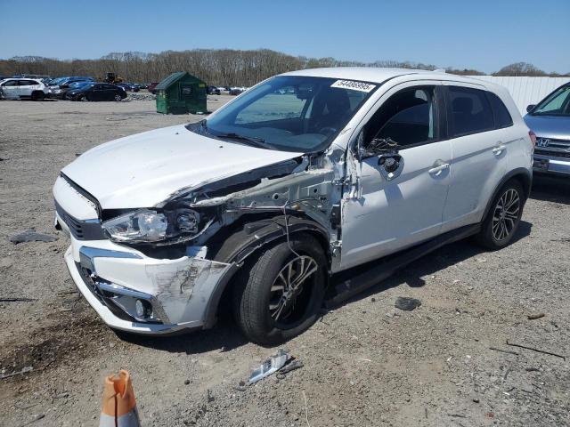  MITSUBISHI OUTLANDER 2017 Білий