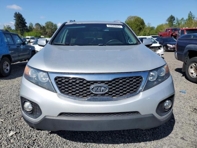  KIA SORENTO 2013 Srebrny