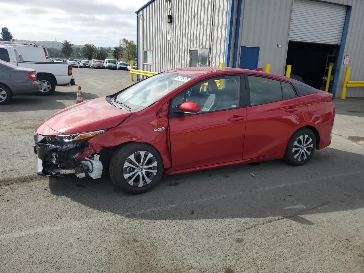 Vallejo, CA에서 판매 중인 2021 Toyota Prius Prime Le - Front End