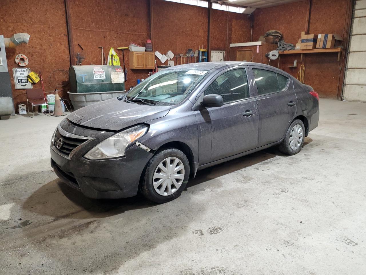 2015 Nissan Versa S للبيع في Ebensburg، PA - Front End