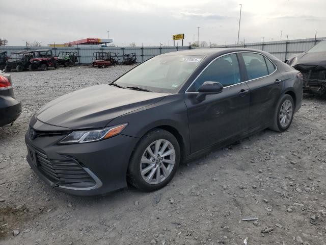 TOYOTA CAMRY LE 2021