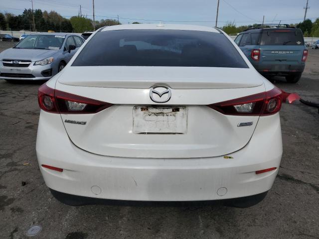  MAZDA 3 2016 Білий