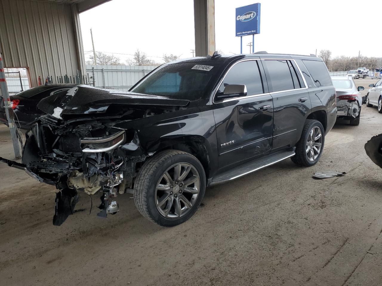 2016 Chevrolet Tahoe K1500 Ltz for Sale in Fort Wayne, IN - Front End