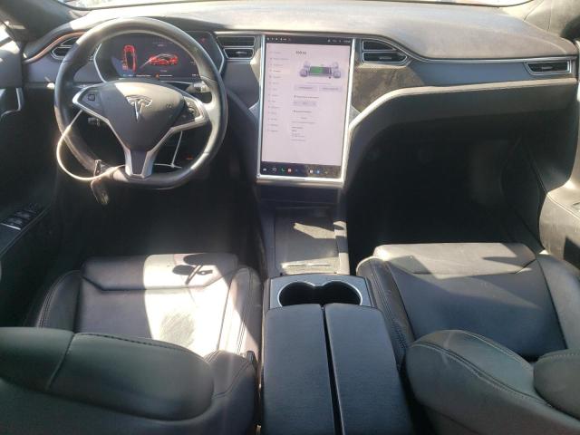  TESLA MODEL S 2017 Красный