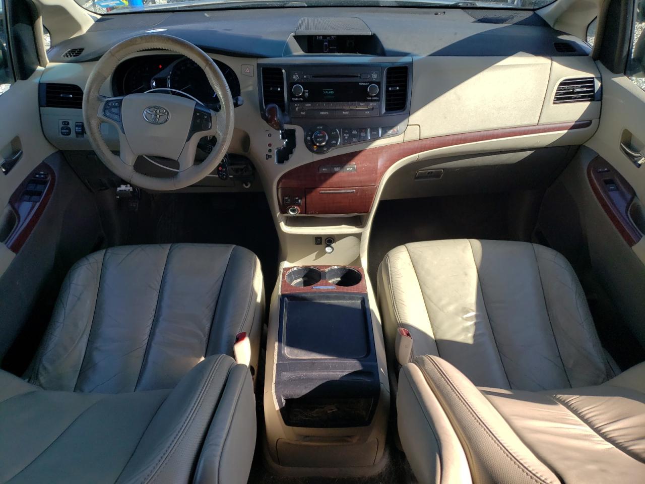2011 Toyota Sienna Xle VIN: 5TDYK3DC4BS097416 Lot: 53633645