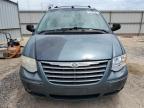 2005 Chrysler Town & Country Limited للبيع في Kapolei، HI - Side