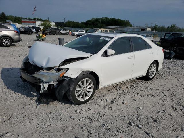 Sedans TOYOTA CAMRY 2012 Biały