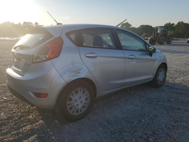  FORD FIESTA 2016 Silver