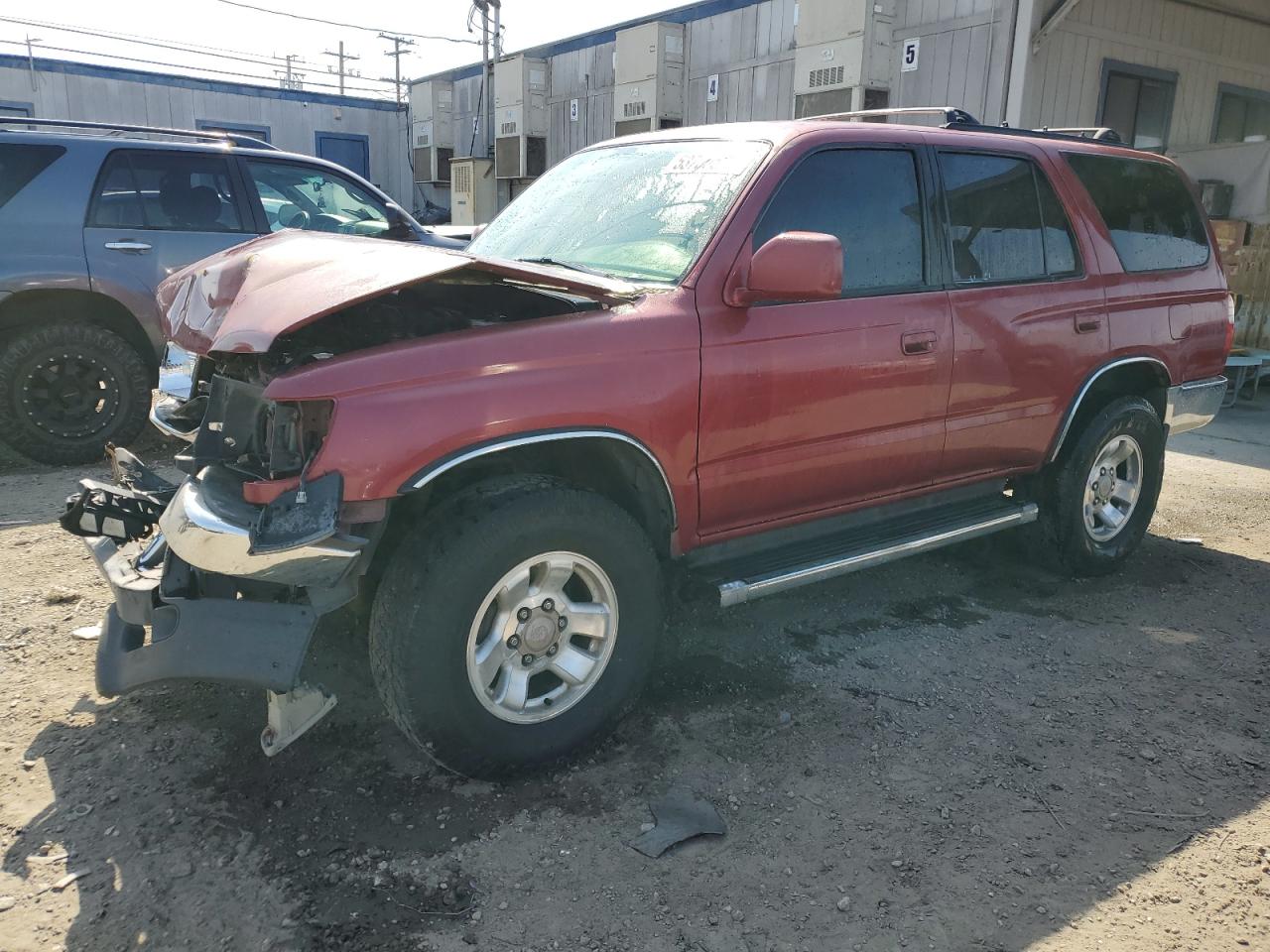 2000 Toyota 4Runner Sr5 for Sale in Los Angeles, CA - Front End