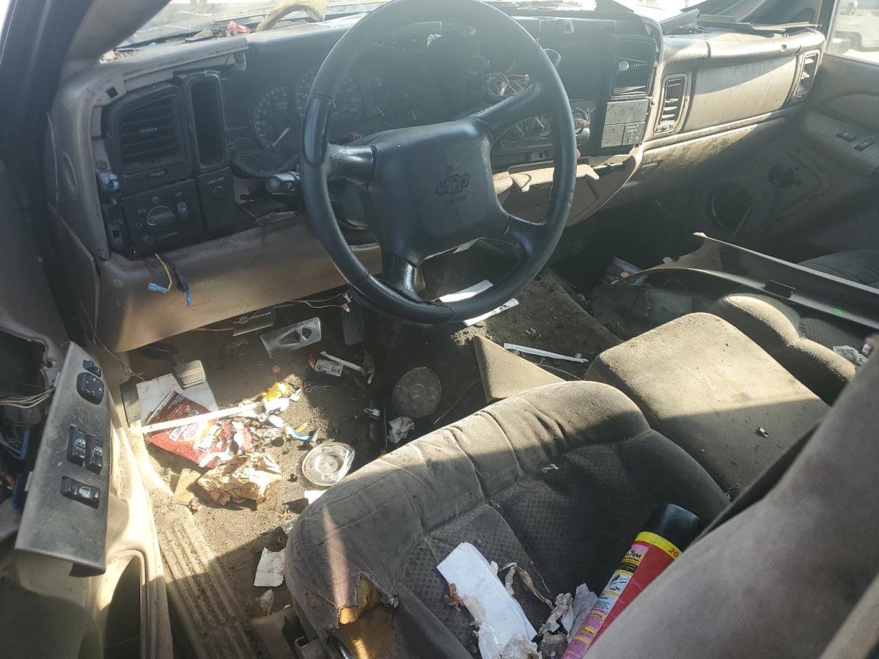 2002 Chevrolet Silverado C1500 VIN: 2GCEC19V22137143 Lot: 51263095