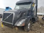 Elgin, IL에서 판매 중인 2011 Volvo Vnl Semi Truck - Front End