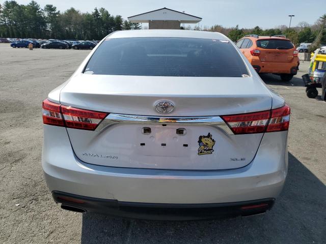 Седани TOYOTA AVALON 2014 Сріблястий