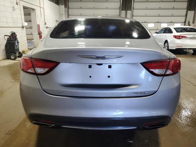Sedans CHRYSLER 200 2015 Srebrny