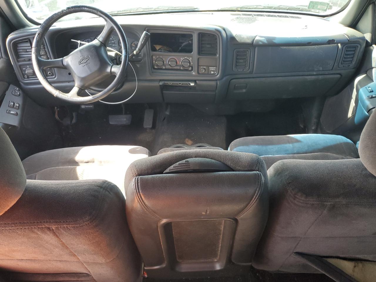 2001 Chevrolet Silverado K2500 Heavy Duty VIN: 1GCHK29U81E185336 Lot: 54368505