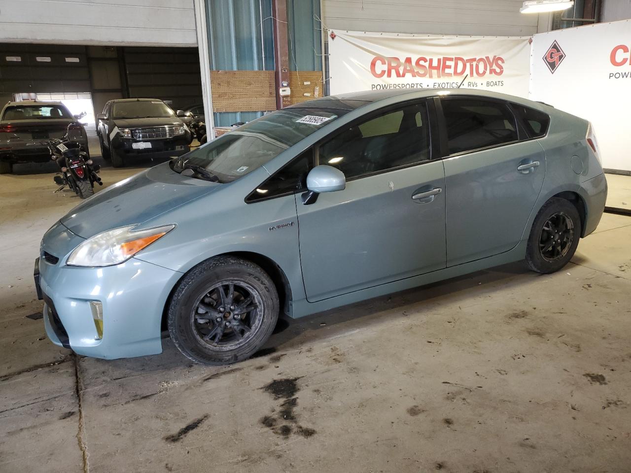 2013 Toyota Prius  for Sale in Eldridge, IA - Minor Dent/Scratches