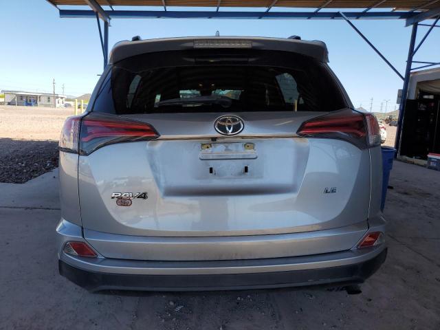  TOYOTA RAV4 2018 Серебристый