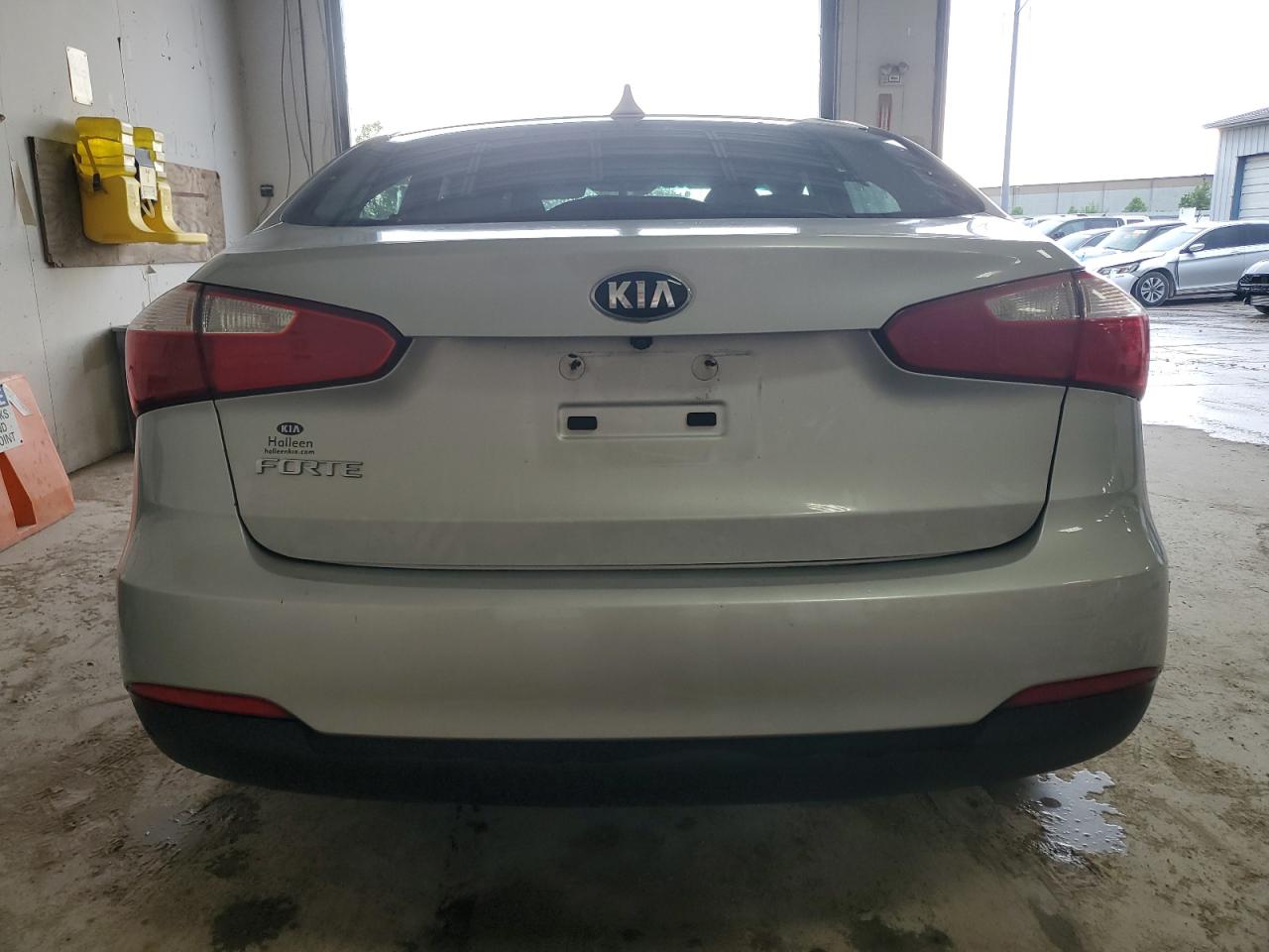 2016 Kia Forte Lx VIN: KNAFX4A63G5565076 Lot: 54752335