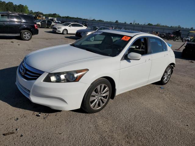 Седаны HONDA ACCORD 2012 Белый