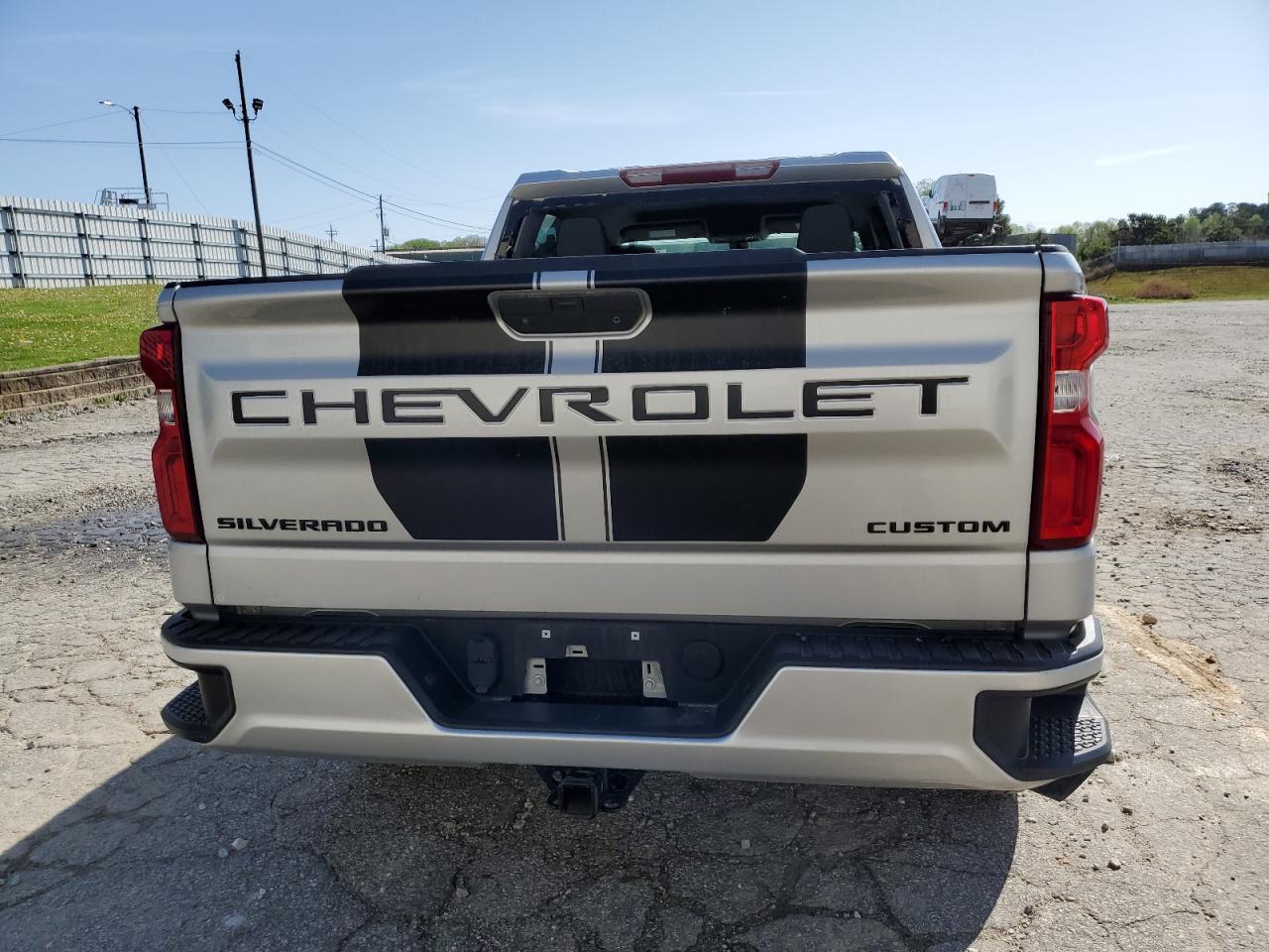 2022 Chevrolet Silverado - Image 6
