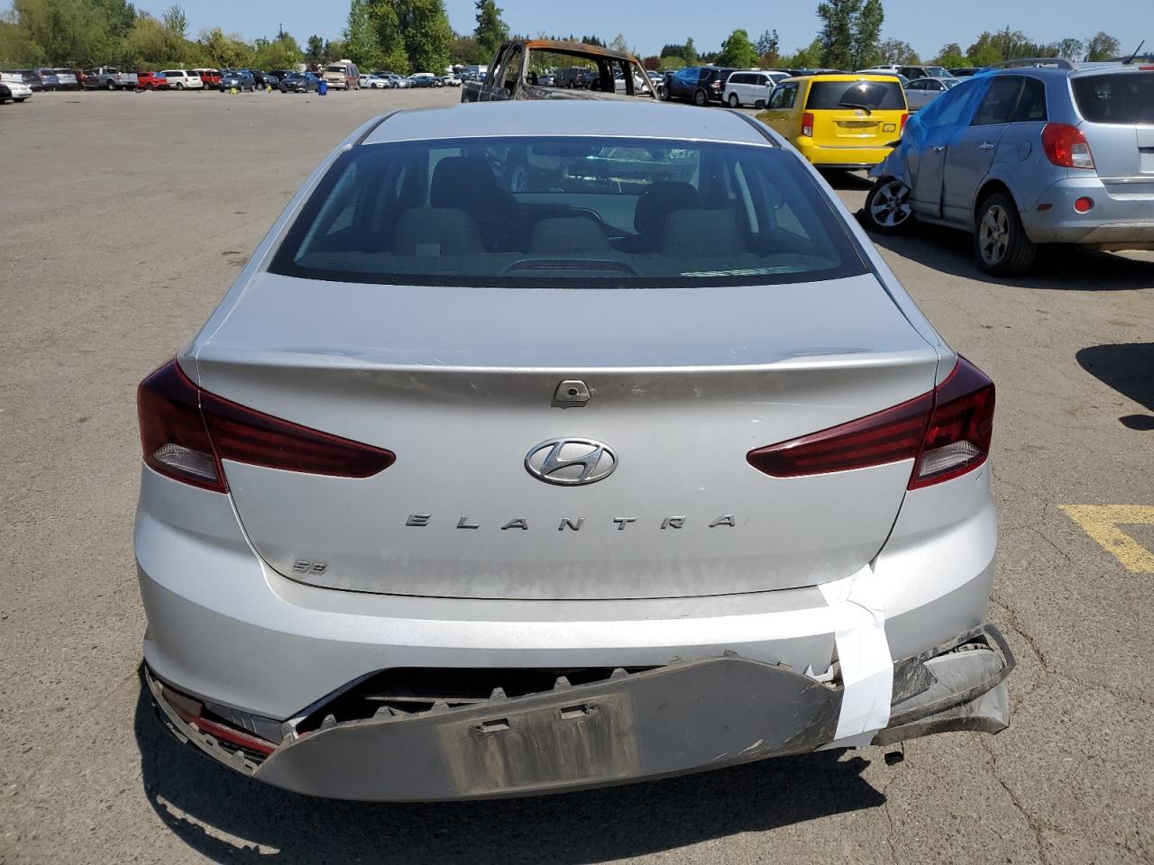 2019 Hyundai Elantra Se VIN: 5NPD74LF4KH442001 Lot: 54214575