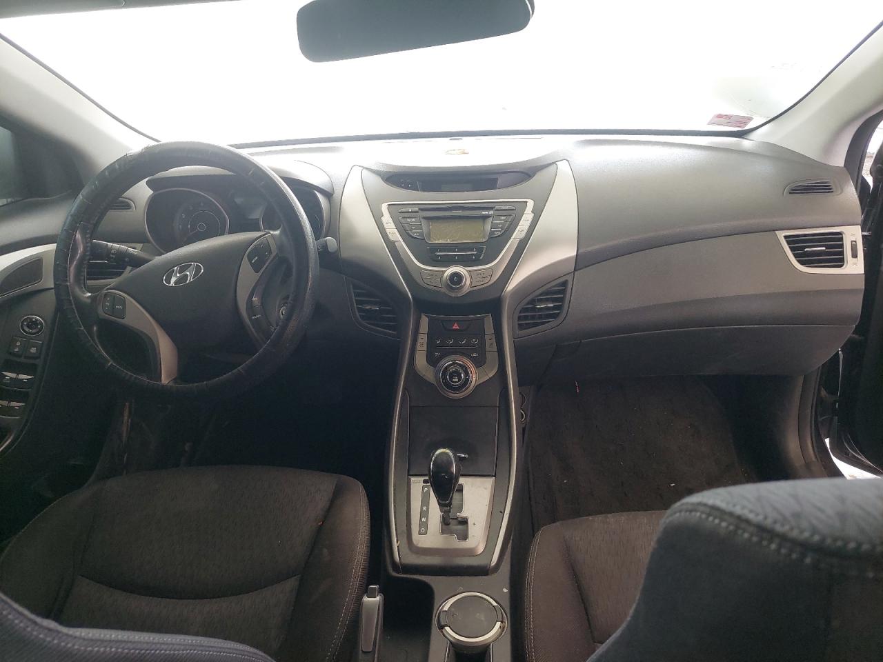 KMHDG41E0EU815812 - 2014 Hyundai Elantra - #undefined