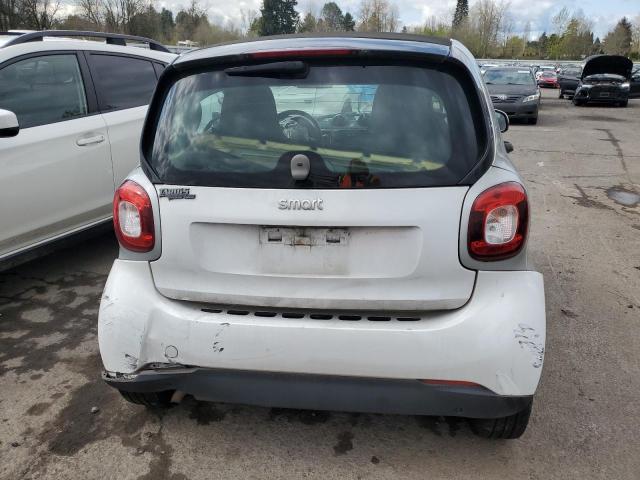  SMART FORTWO 2017 White