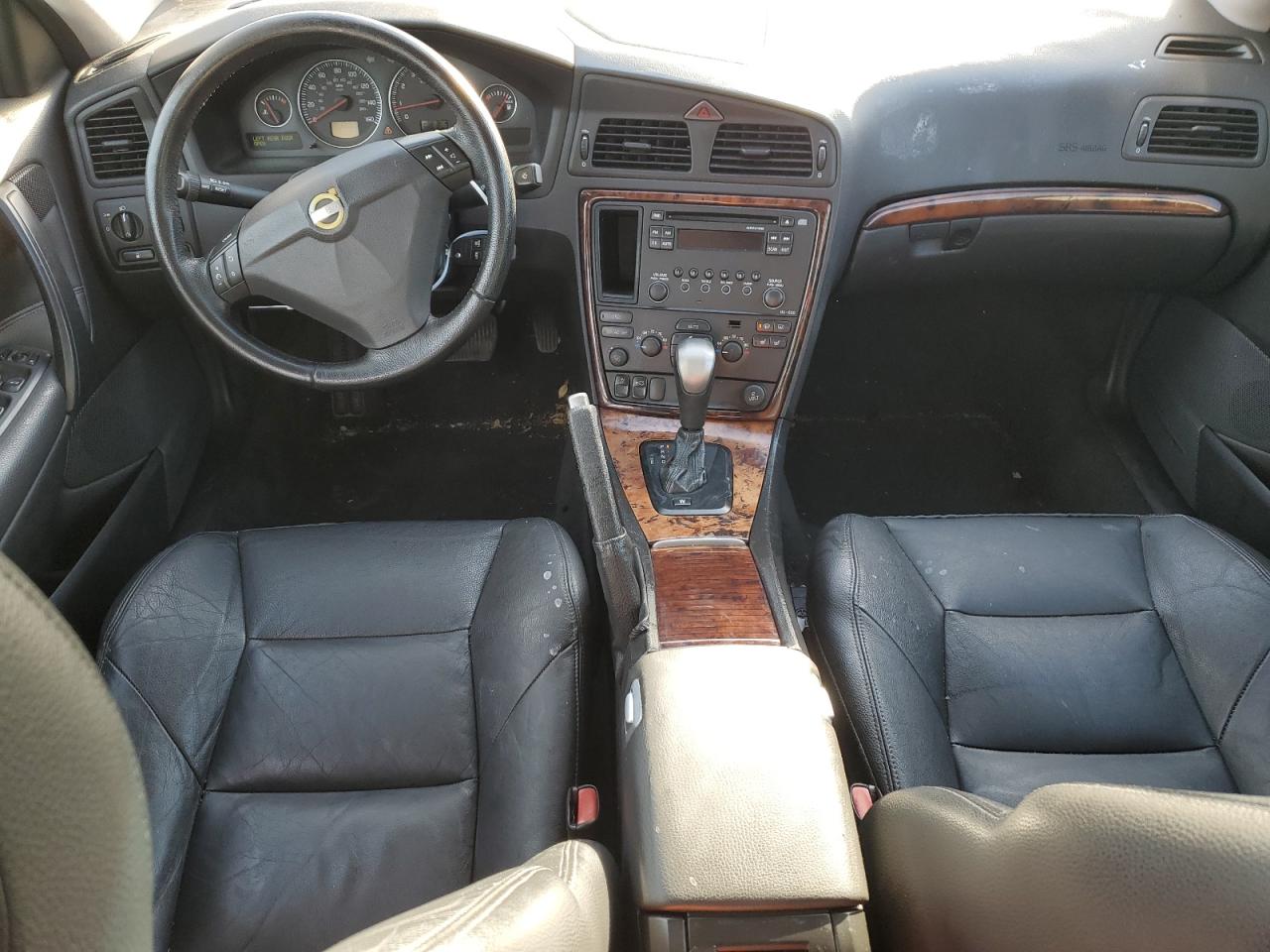 2005 Volvo S60 2.5T VIN: YV1RH592452477022 Lot: 53780265