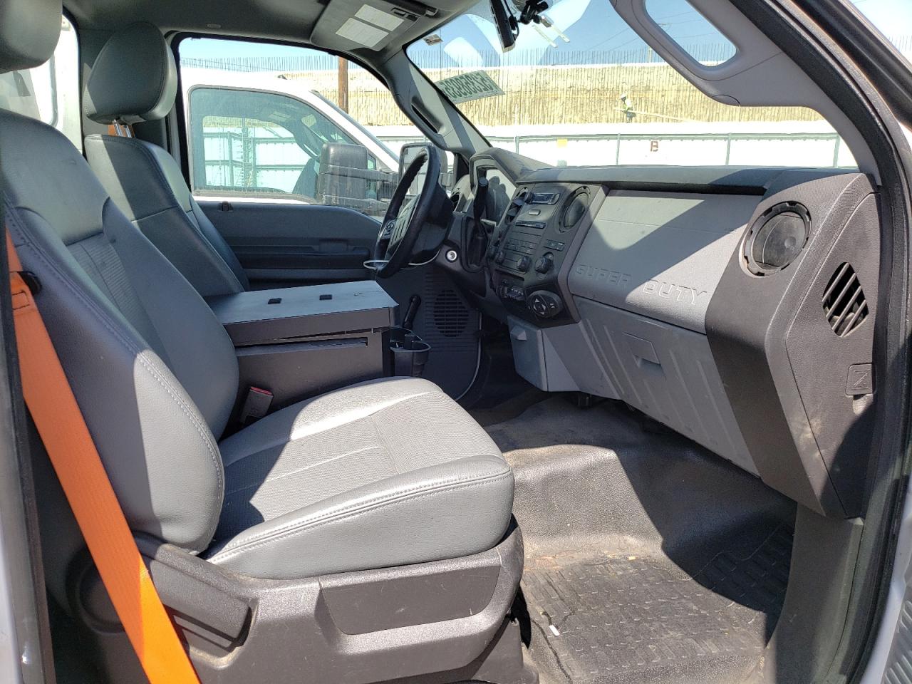 2013 Ford F350 Super Duty VIN: 1FDRF3A62DEB92150 Lot: 52358935