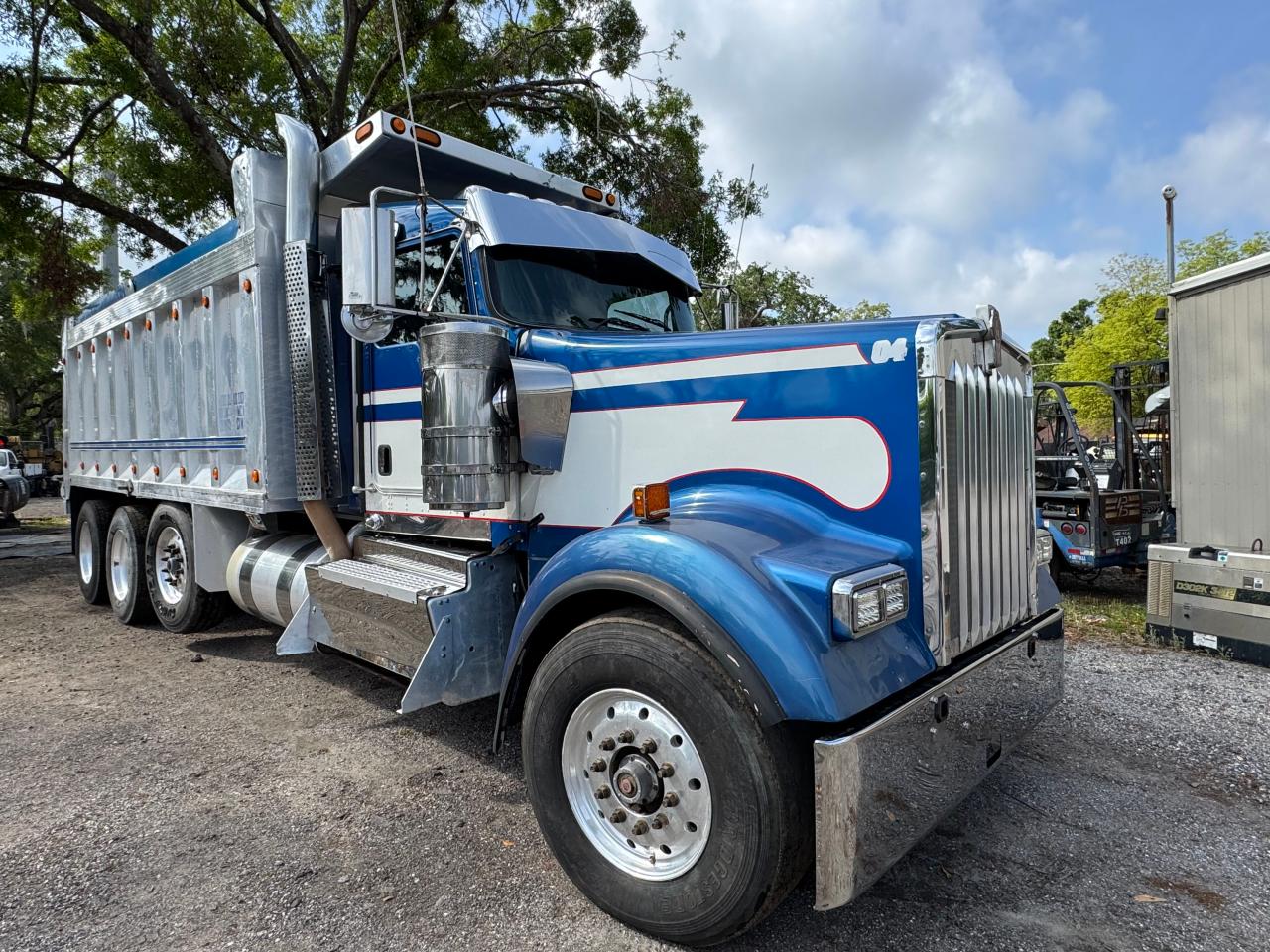 2016 Kenworth Construction W900 იყიდება Riverview-ში, FL - Minor Dent/Scratches