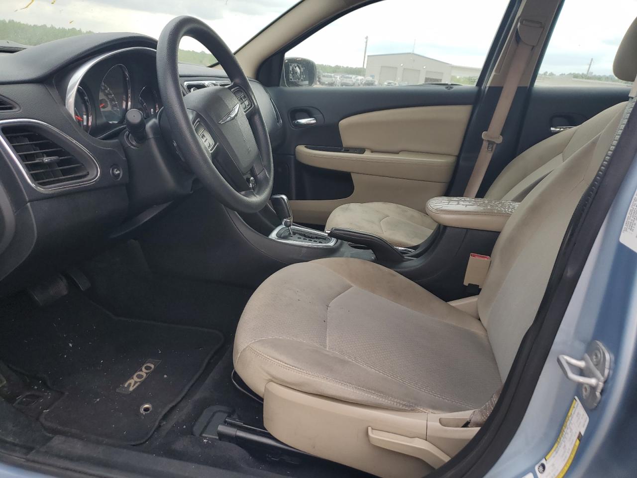 2013 Chrysler 200 Lx VIN: 1C3CCBABXDN670345 Lot: 53720885