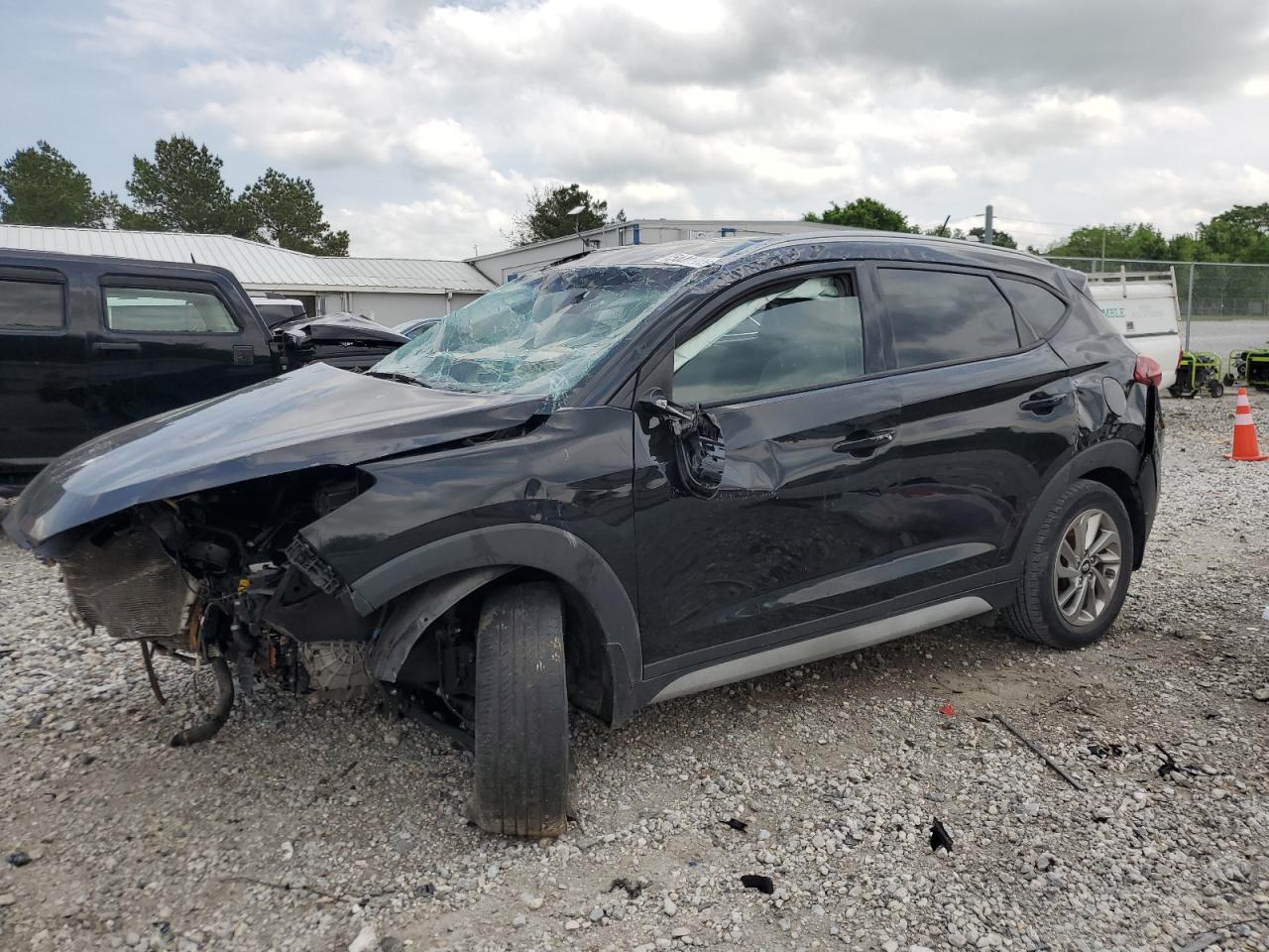 2017 Hyundai Tucson Limited for Sale in Prairie Grove, AR - All Over